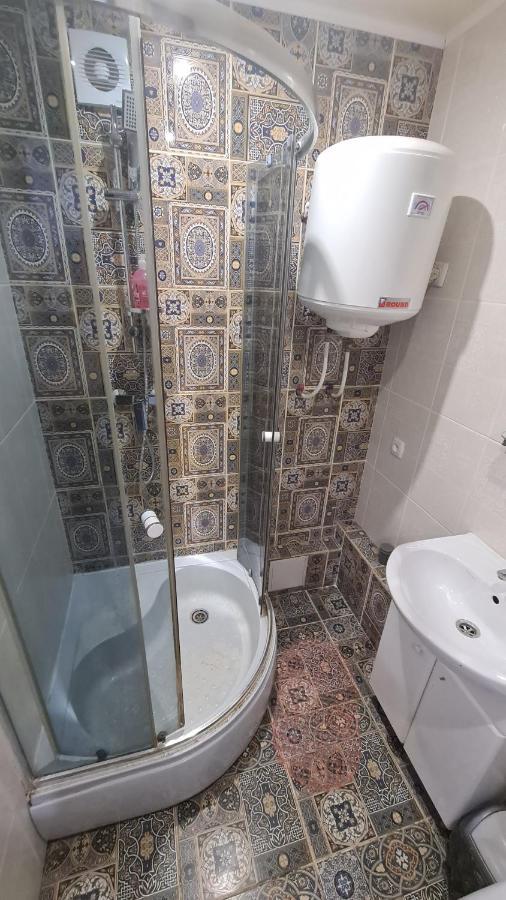 Apartaments On Vulytsia Heroiv Ato 32 Kryvyj Rih Esterno foto
